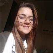 Estudiante de universidad imparte clases a cualquier edad